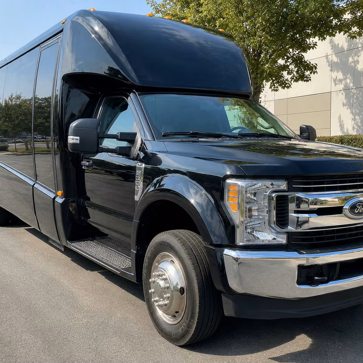 with charterbusrentalwarnerrobinsga com you ll find the right minibus for warner robins bridal party transportation